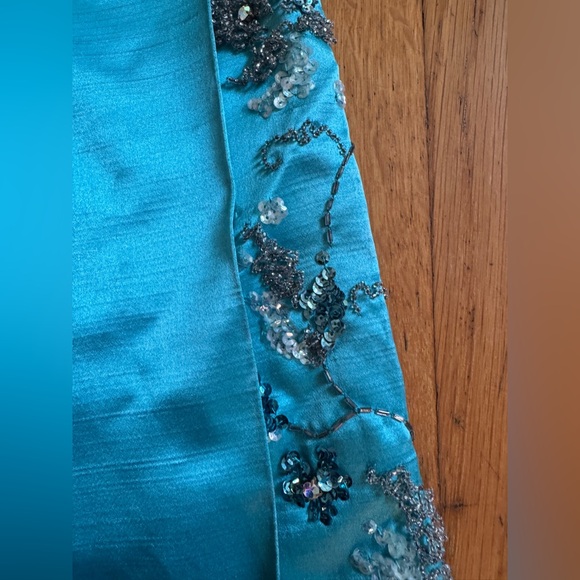 60s Vintage Blue Satin Gown w Rhinestone Accents Sz M - Picture 7 of 10